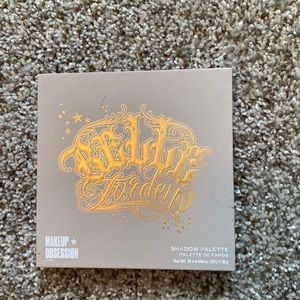 🔴Makeup Obsession Eyeshadow Palette